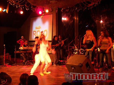 Yuli&eacute;n Oviedo - Salon Rojo - Hotel Capri - Cuba