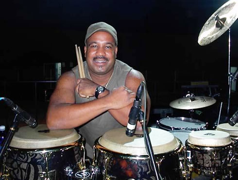 Joey de Le&oacute;n Jr.